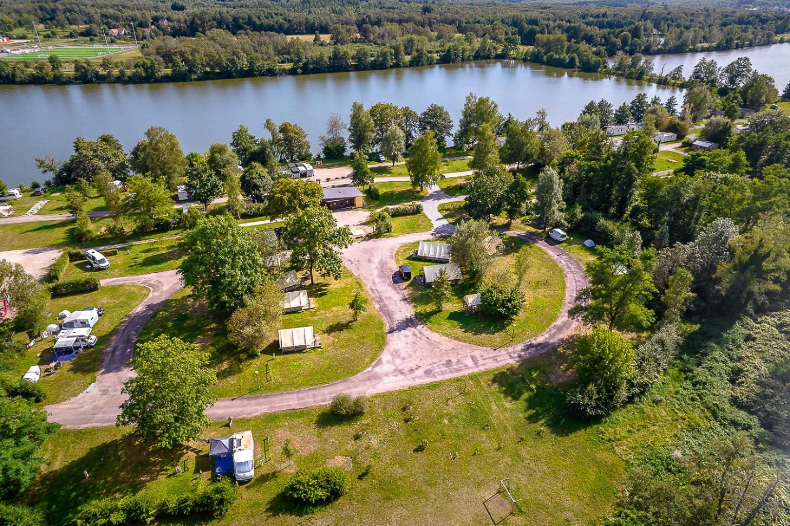 Camping Les Ballastieres - Vosges Du Sud Champagney Exterior photo
